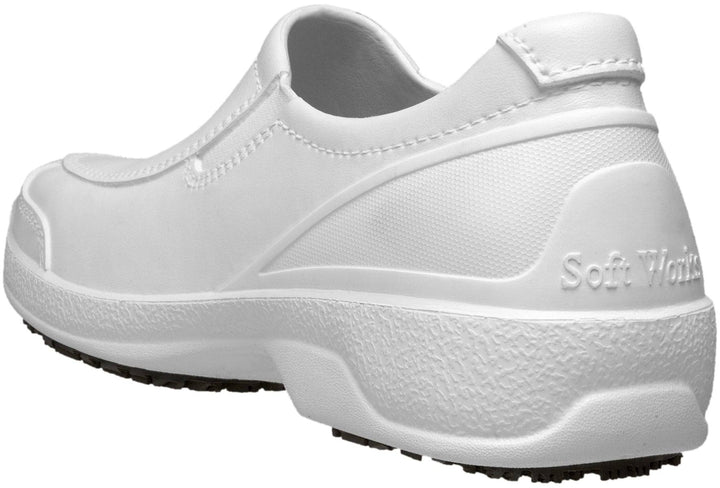 Ref. BB66  NON-SLIP SHOES WITH TOE CAP WHITE.